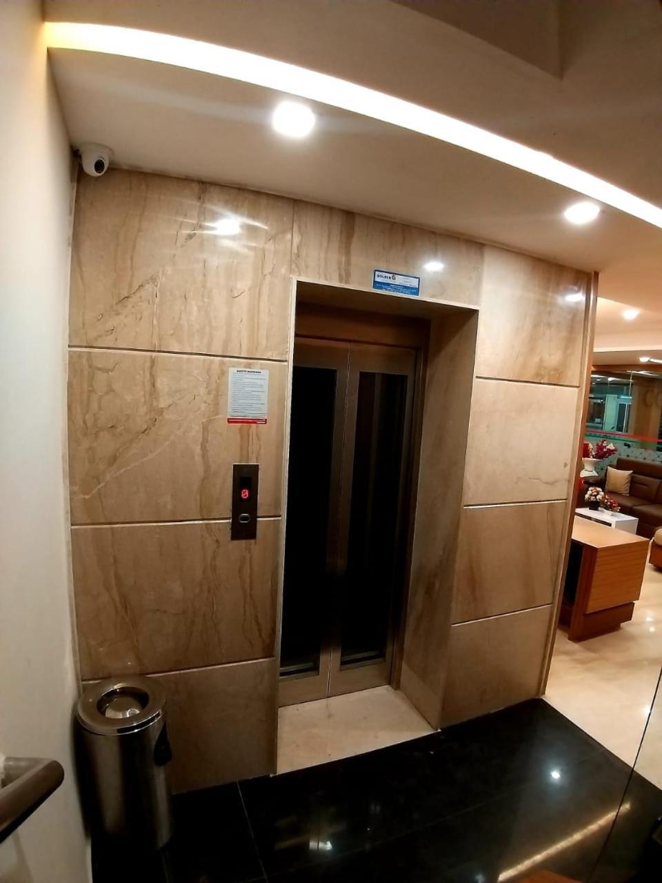 فندق Grand Elegant شيناي المظهر الخارجي الصورة