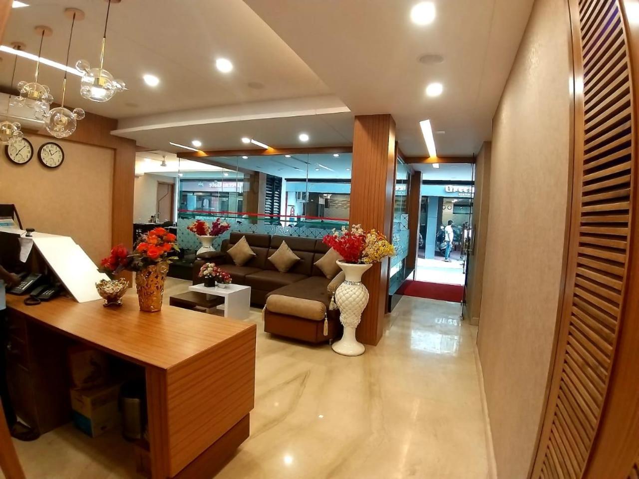 فندق Grand Elegant شيناي المظهر الخارجي الصورة