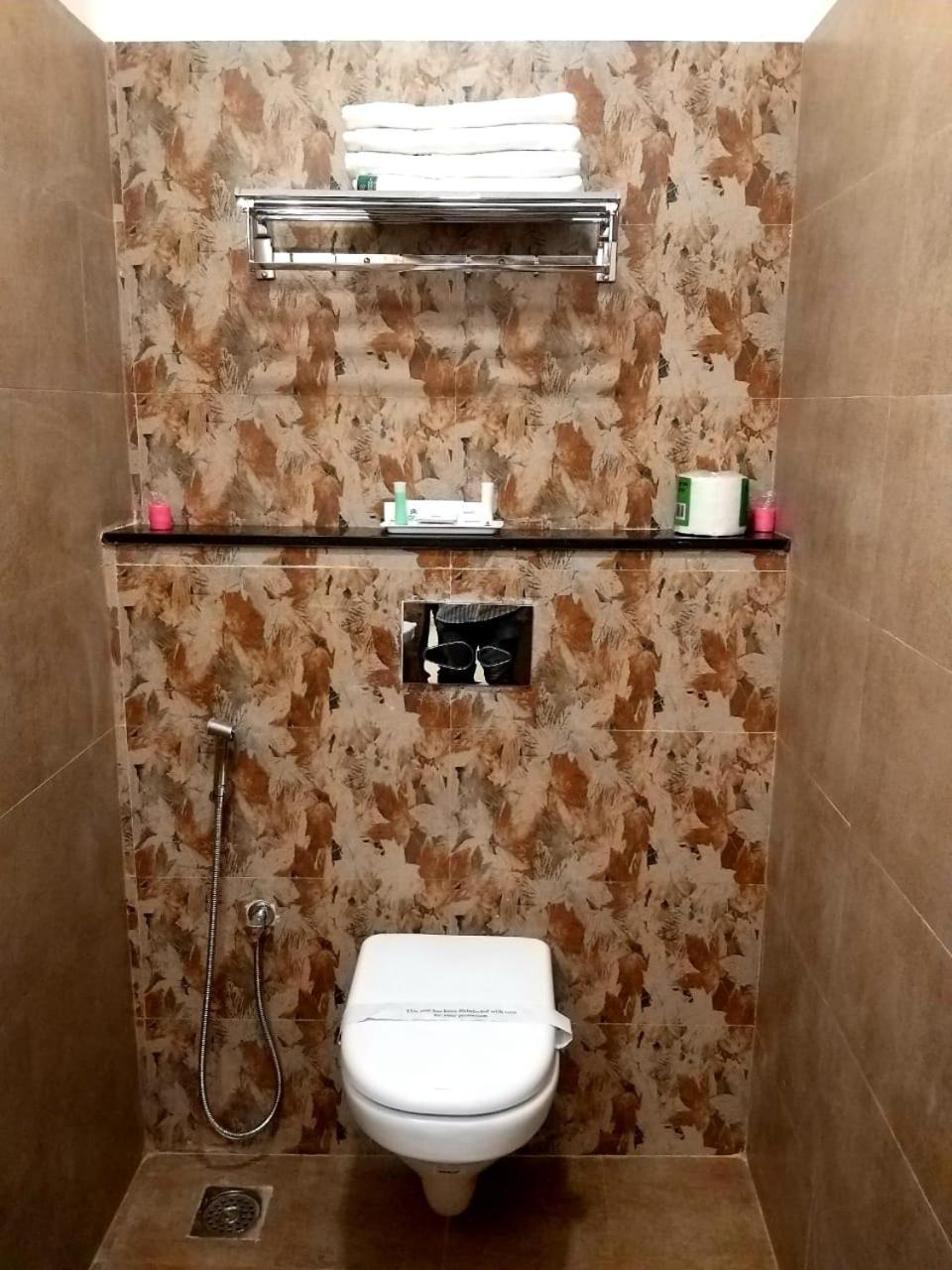 فندق Grand Elegant شيناي المظهر الخارجي الصورة