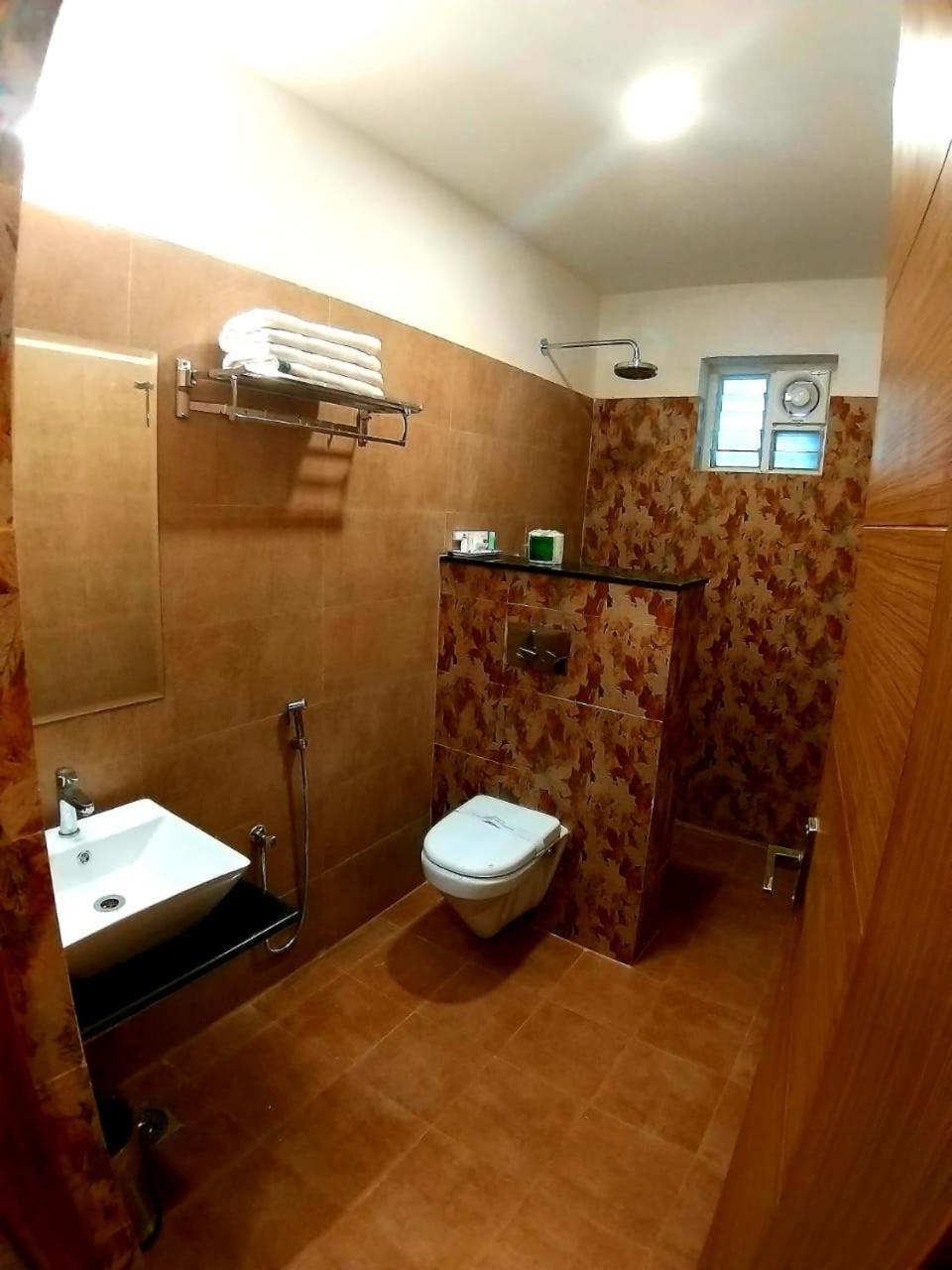 فندق Grand Elegant شيناي المظهر الخارجي الصورة