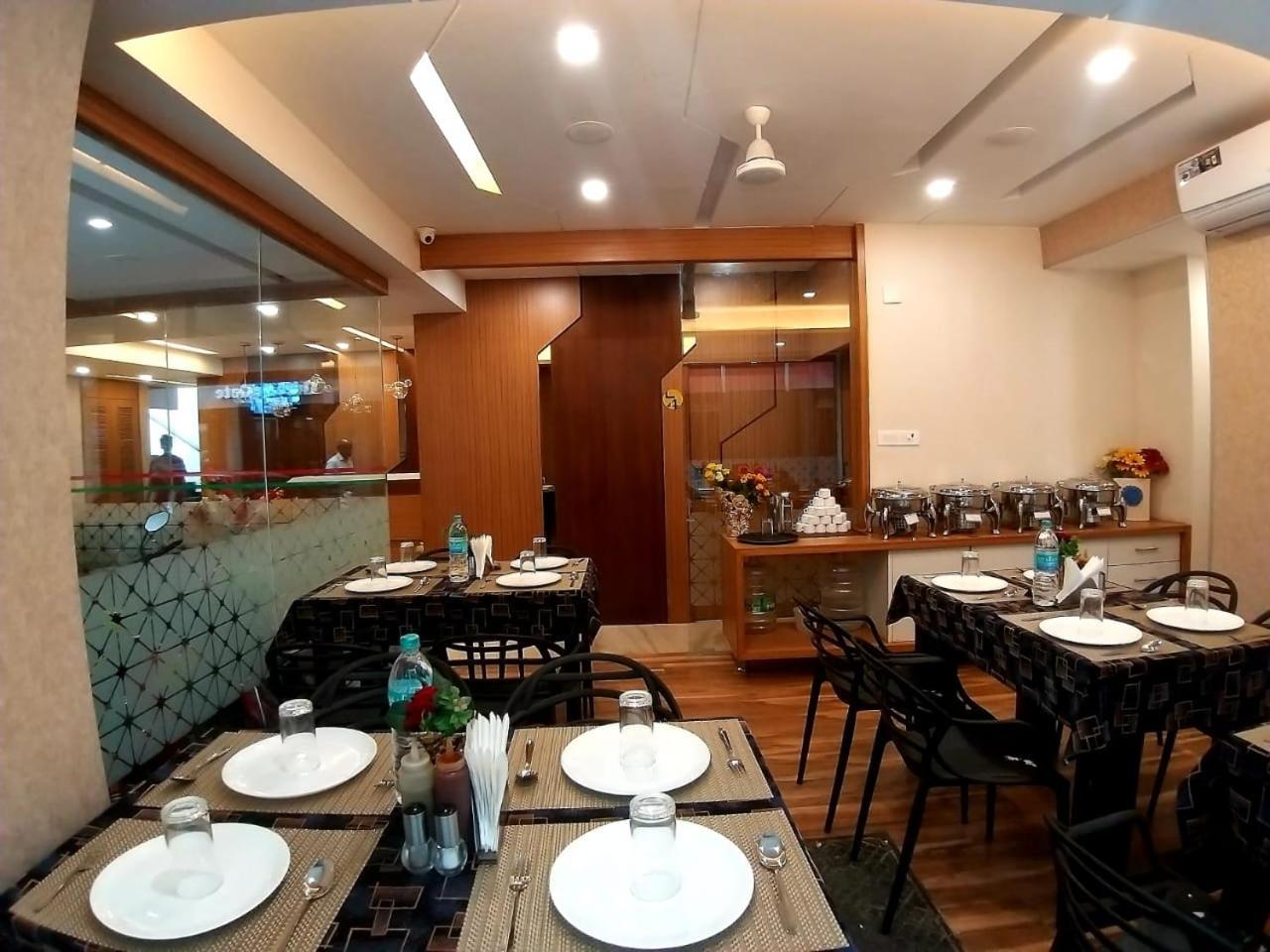 فندق Grand Elegant شيناي المظهر الخارجي الصورة